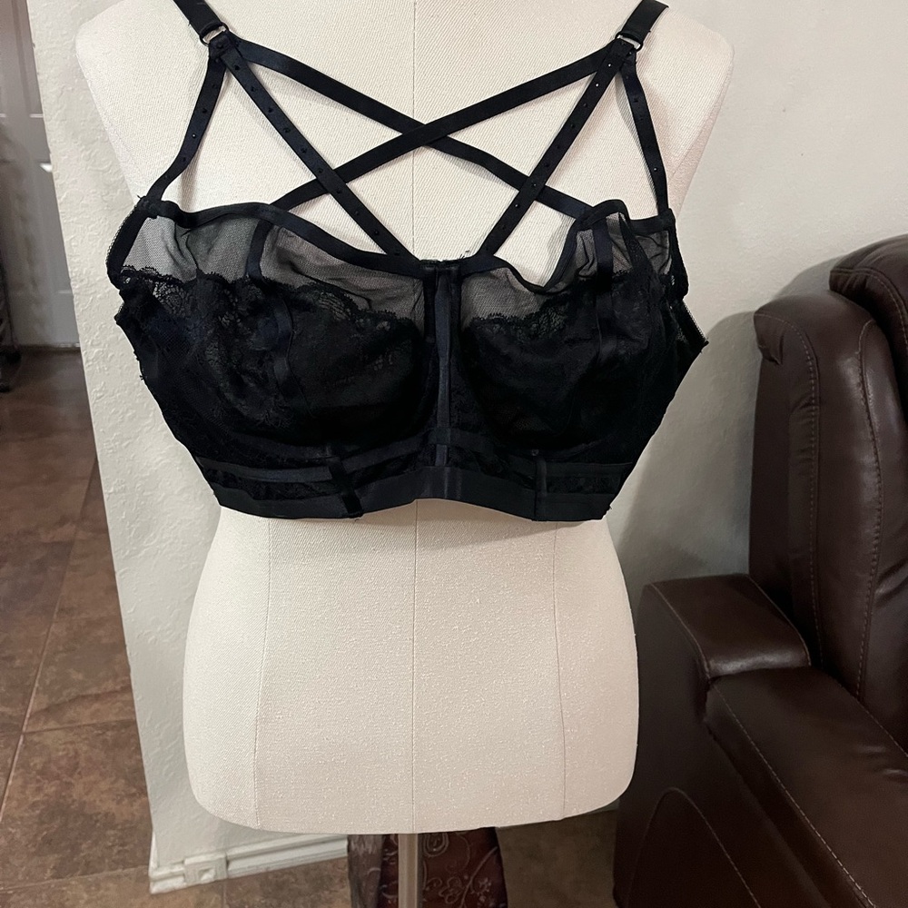 Torrid Curve Bra Size 3x - image 1